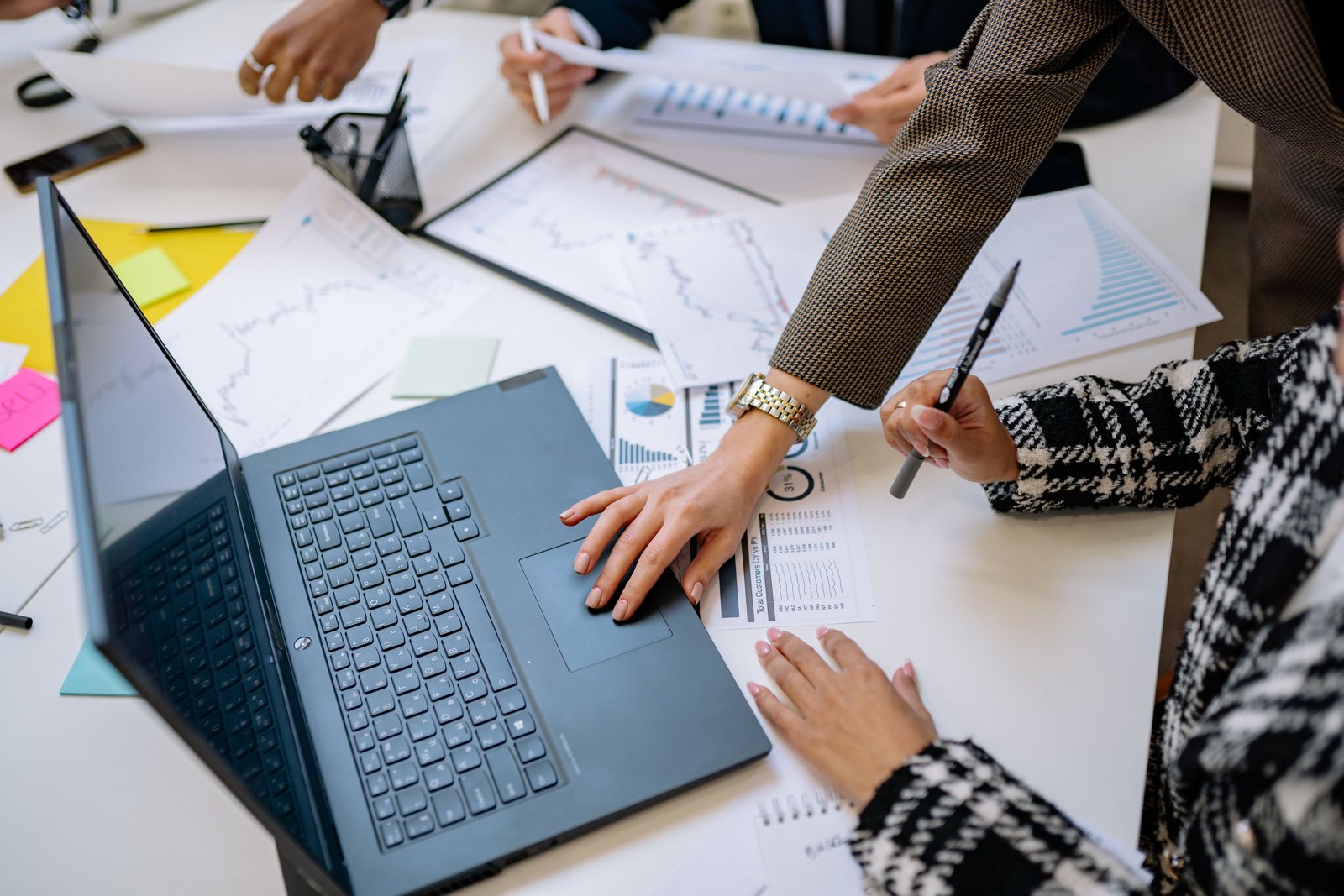 Big4の戦略部門へ転職するならどこに応募するか|Strategy&・EY-Parthenon・Monitor Deloitte・KPMG FAS Strategyを職務経歴別に比較